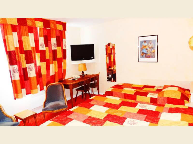 Chalezeule Logis Hotel Calisola Besancon - Soiree Etape מראה חיצוני תמונה